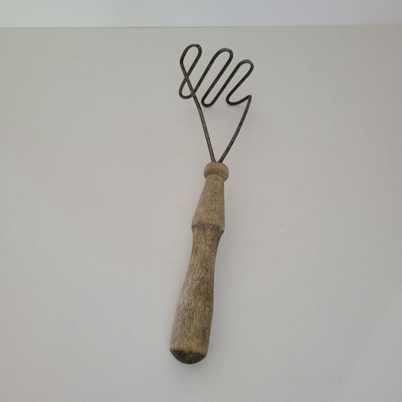 Vintage Chicken Foot Potato Masher - Picture 5 of 5